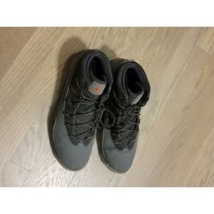 Men's Nike Air Jordan Size 9.5 Prime Flight Black Anthracite Gym Red 616846-004